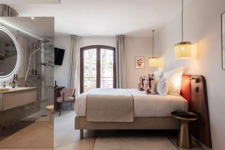 Charming 5-star hotel near Aix-en-Provence