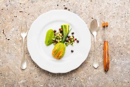 Plat du Restaurant Gastronomique proche d'Aix en Provence 1 étoile Michelin La Bastide Bourrelly Mathias Dandine