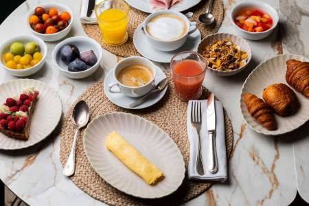le petit déjeuner à la Bastide Bourrelly