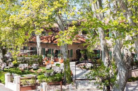 Parc arboré de la Bastide Bourrelly, hôtel 5 étoiles près d'Aix en Provence