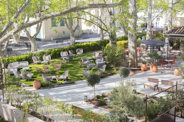 Bastide Bourrelly garden
