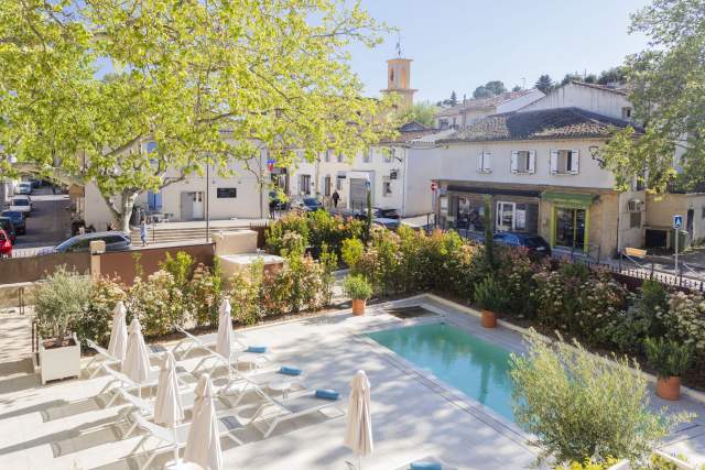 Hotel 5 etoiles et Restaurant Gastronomique étoilé La Bastide Bourrelly mathias Dandine