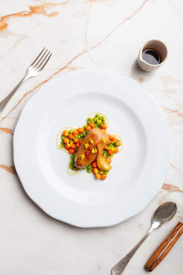 Plat du Restaurant Gastronomique proche d'Aix en Provence 1 étoile Michelin La Bastide Bourrelly Mathias Dandine