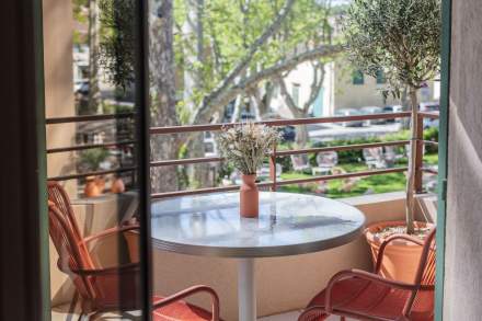 Charming 5-star hotel near Aix-en-Provence