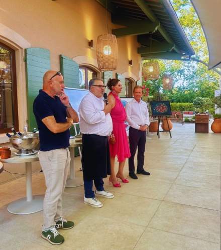 Soirée caritative Bulles Roses La Bastide Bourrelly Aix en Provence